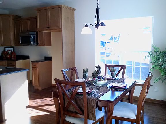 5th image of N109W14590 Preserve Heights Ct
