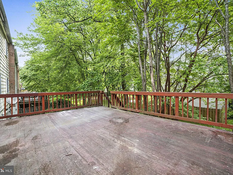 9328 Humphries Dr — Photo 19