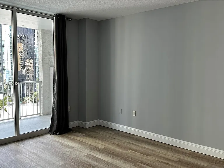 1250 S Miami Ave #1012 — Photo 8