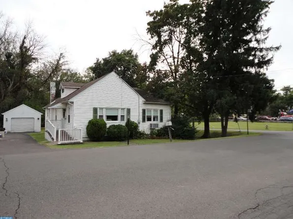 619 Neshaminy Ave, Warrington, PA 18976