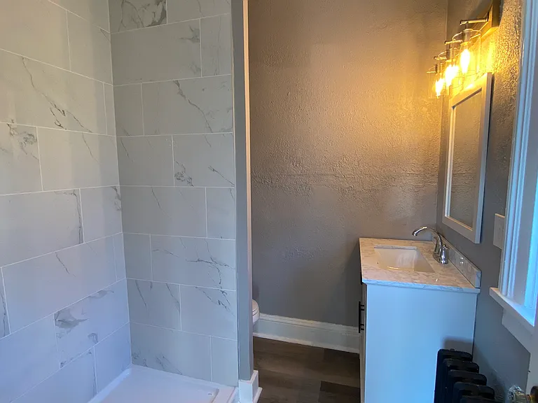 318 Mentor Ave #2 — Photo 18