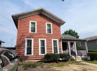 24 S Madison St, Evansville, WI 53536