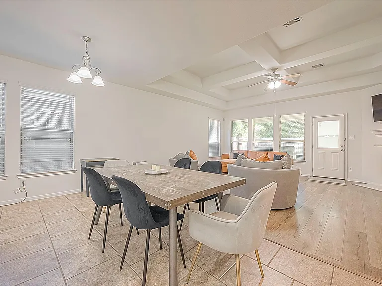 8722 Adrienne Dr — Photo 14