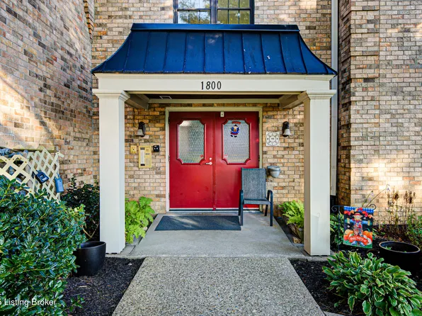 1800 Manor House Dr APT 207, Louisville, KY 40220