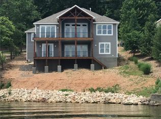 1457 Via Del Lago Dr, Sunrise Beach, MO 65079