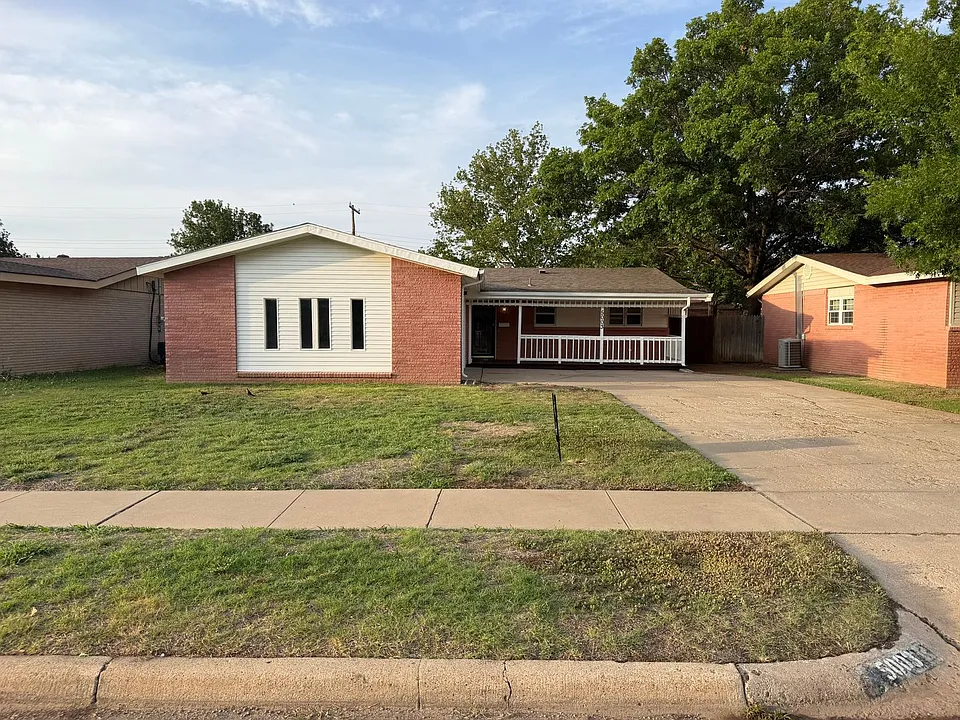 5003 Hall Ave