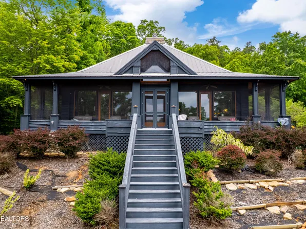 Reagan Valley Rd, Tellico Plains, TN 37385