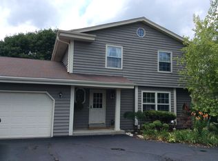 W151S6853 Golden Country Dr, Muskego, WI 53150