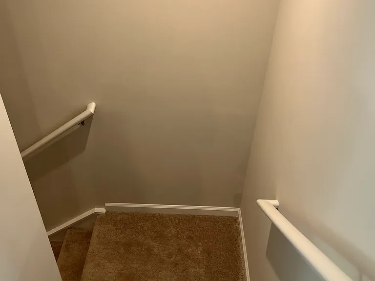 Carson Cir — Photo 24