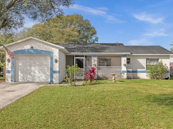 315 Carol St, Mascotte, FL 34753