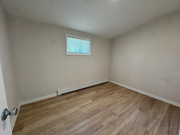 37 Bergen Pl — Photo 9