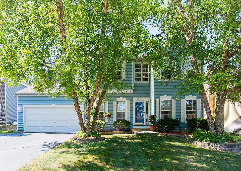 1st image of 2067 Norwich Dr
