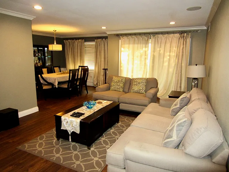 266 S Madison Ave #106 — Photo 3