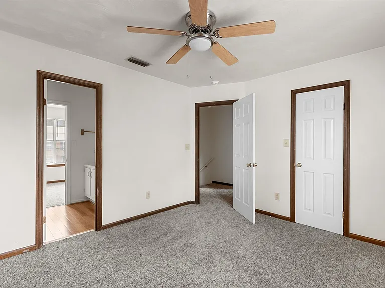935 Still Harbor Cir — Photo 15