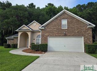 8 Bluebird Ct, Savannah, GA 31419