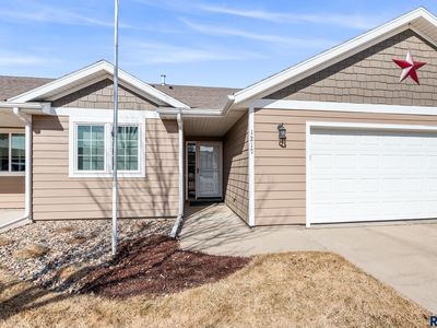 1217 N Lalley Ln, Sioux Falls, SD, 57107