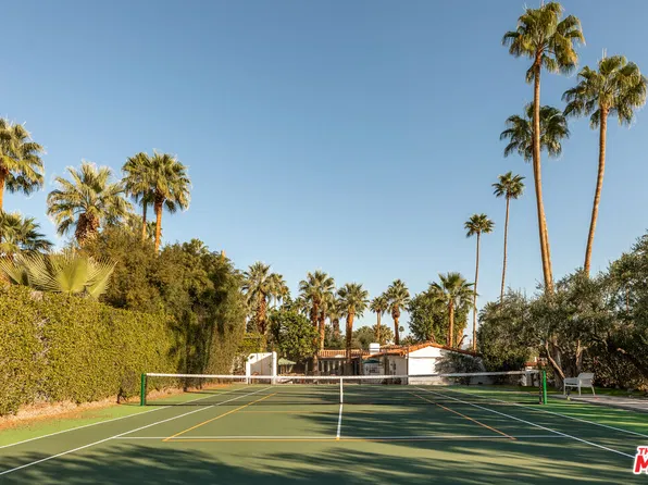 1907 S Mesa Dr, Palm Springs, CA 92264