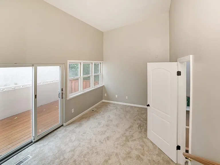 114 E Corry St — Photo 26