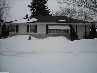 2nd image of 721 Kennaston Dr NE