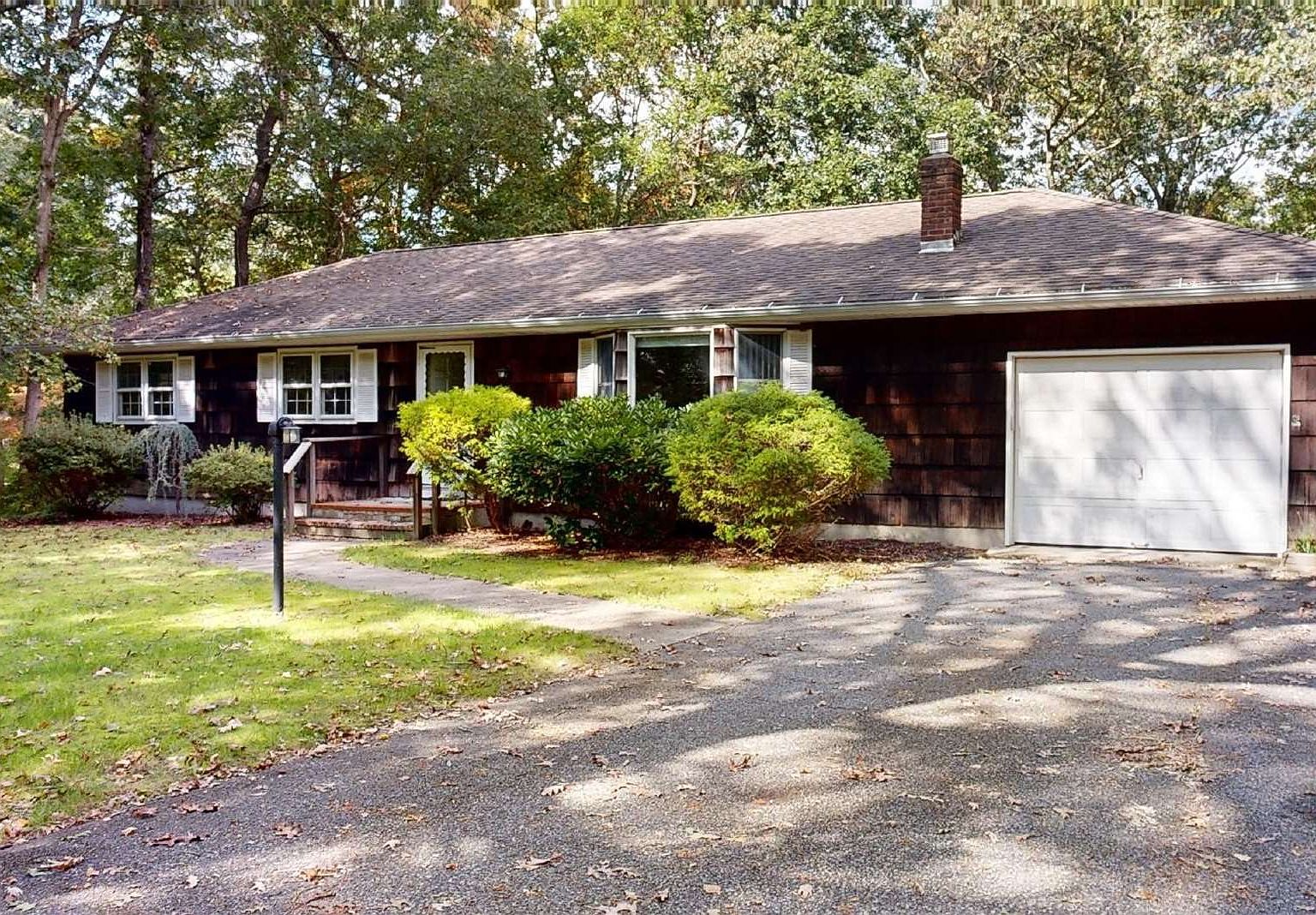 107 Hot Water Street, Manorville, NY 11949 Zillow