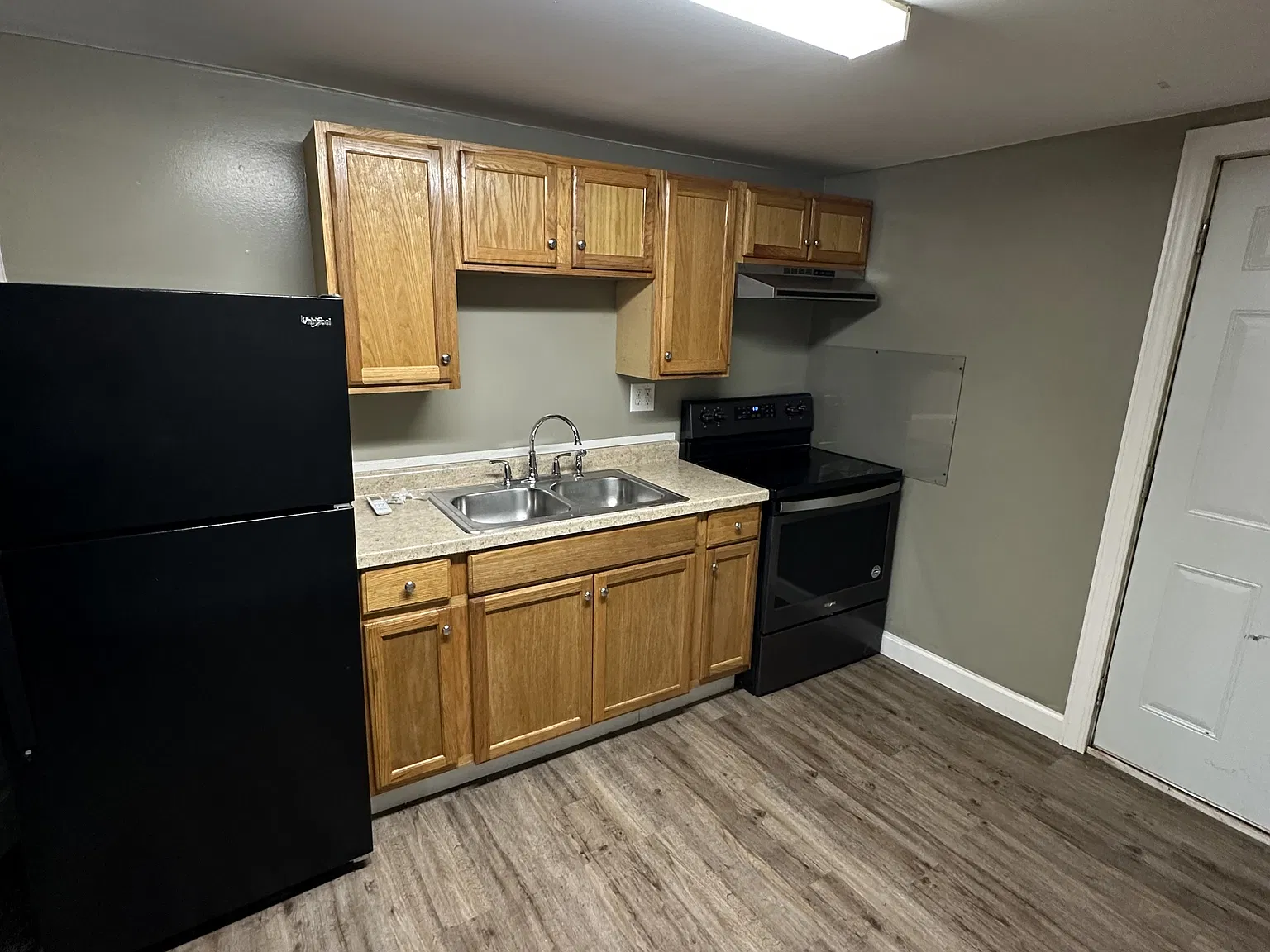 620 South Gharkey Street - 1 — Photo 3