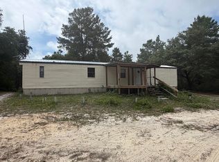 2094 Lighthouse Rd, Carrabelle, FL 32322