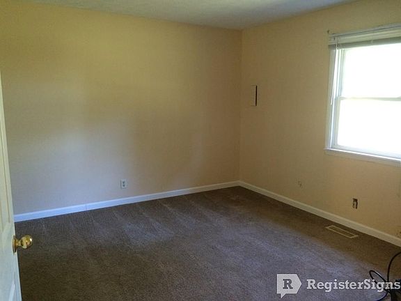 4th image of 432 Cedar Glen Dr