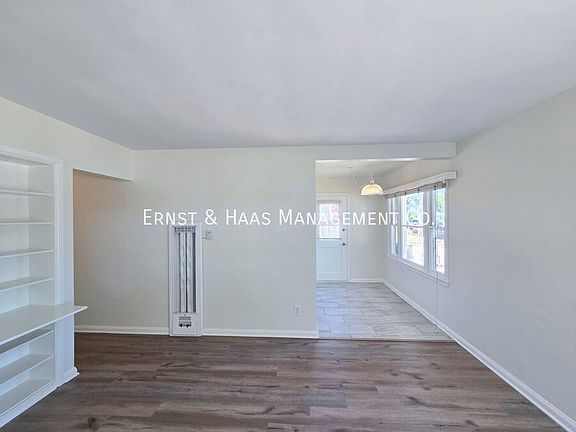4th image of 3223 Lemon Ave
