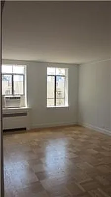 Rented by Bank Neary | media 22