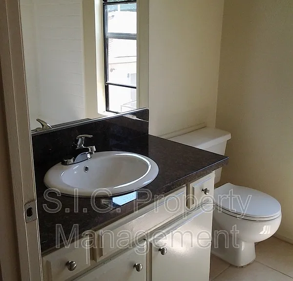 1441 Edison Blvd #C — Photo 5