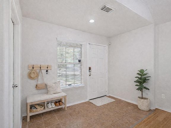 3rd image of 14323 Brunswick Point Ln