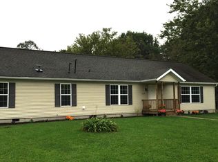 639 Old Suman Rd, Valparaiso, IN 46383