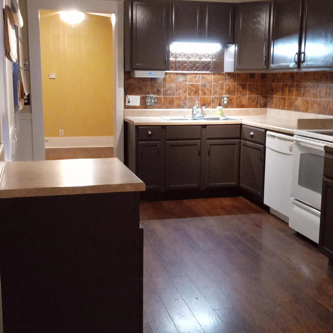 243 Locust St — Photo 3