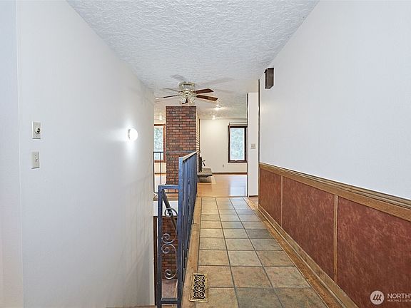 4th image of 21518 NE 192nd Ave