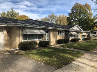 9040 Moody Ave, Oak Lawn, IL