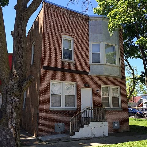 1st image of 818 S Lincoln Ave APT 1F