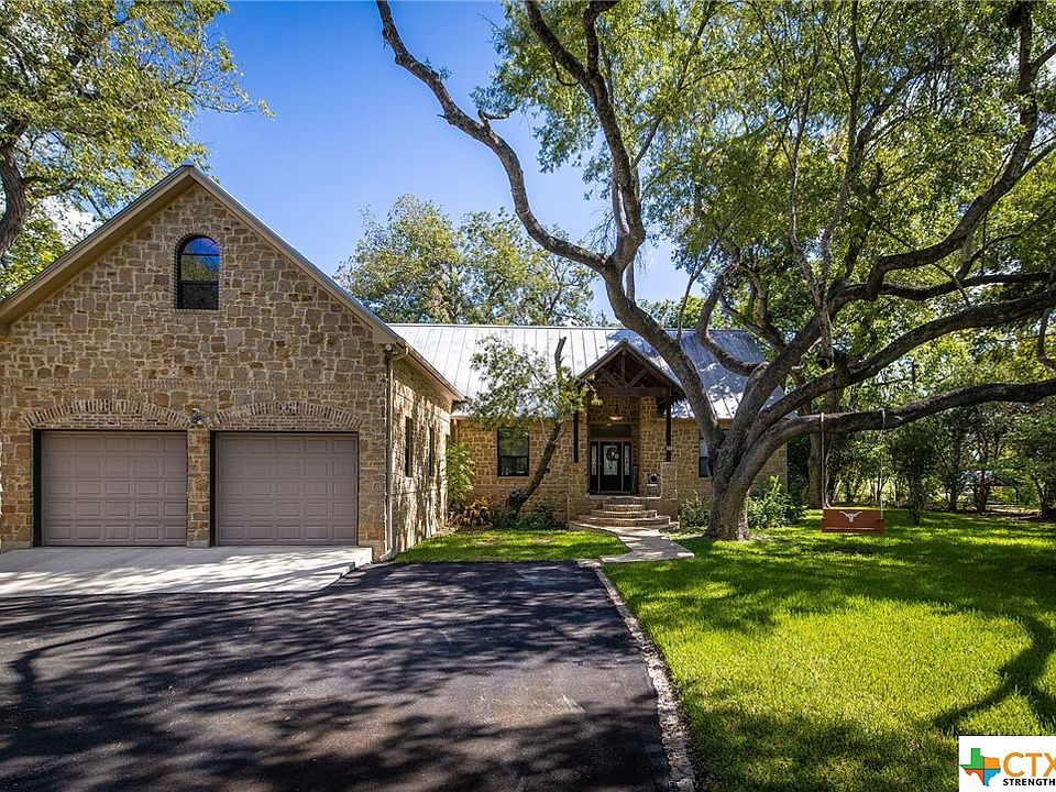 1st image of 302 Guadalupe River Dr