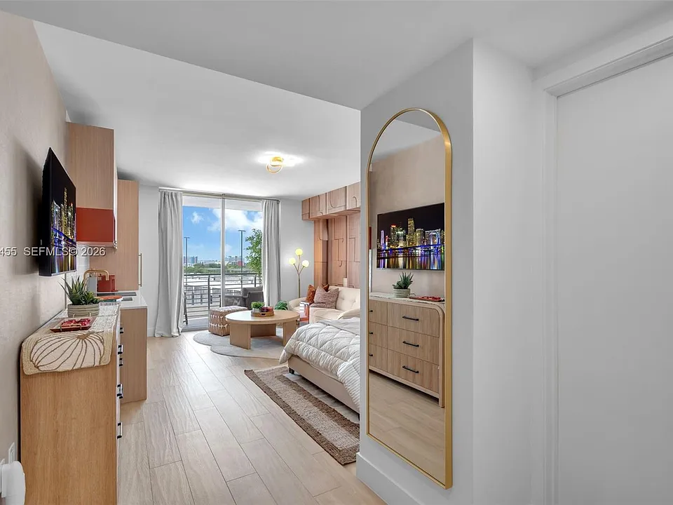 90 NE 32nd St #620