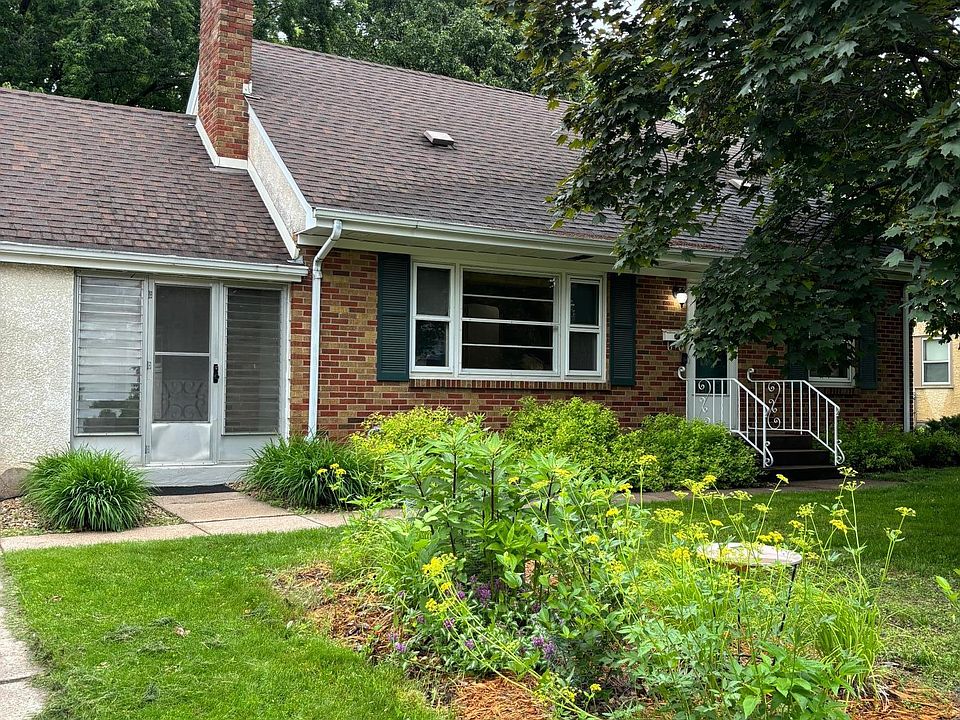 1st image of 1247 Shryer Ave W