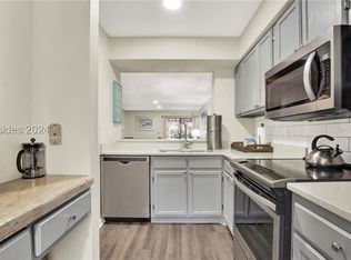 36 Deallyon Ave APT 66, Hilton Head Island, SC 29928