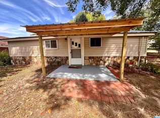 201 Hudson Ave, Oneonta, AL 35121