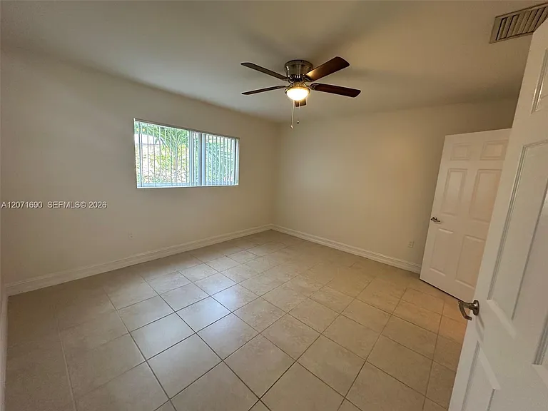 228 NW 14th Ave #0 — Photo 13