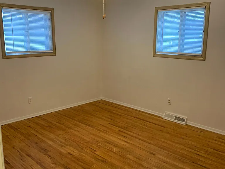 13463 Merl Ave — Photo 12