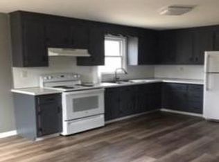 15 Gristmill Rd, Hebron, CT 06248