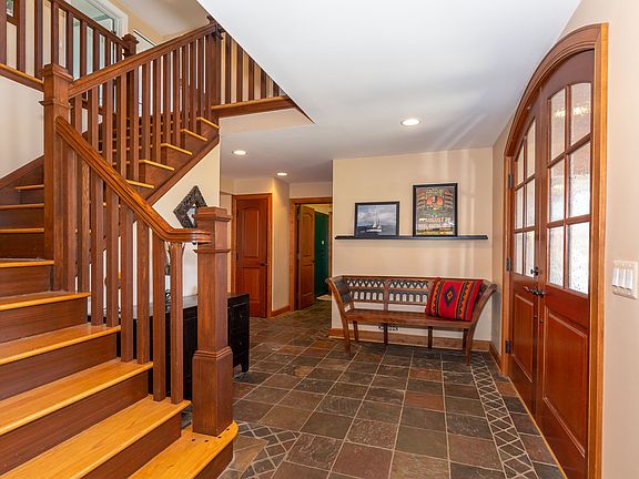 4th image of 32556 Westlady Dr
