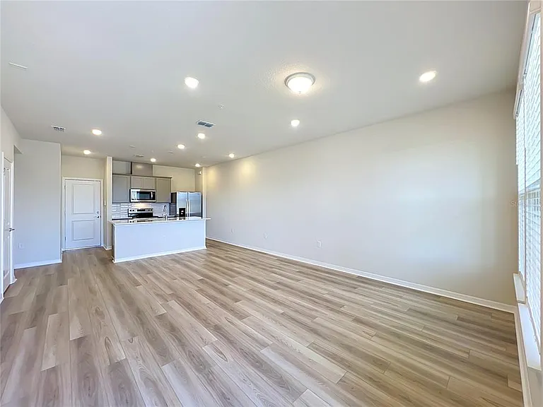 10654 Evening Star St — Photo 10