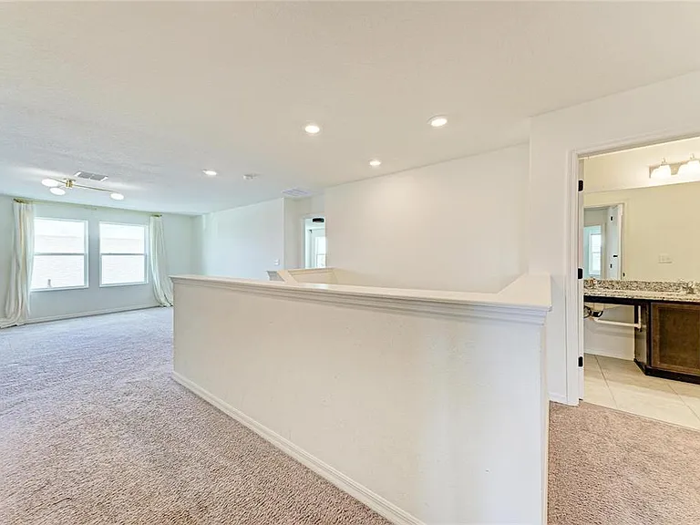5826 143rd Ct E — Photo 47