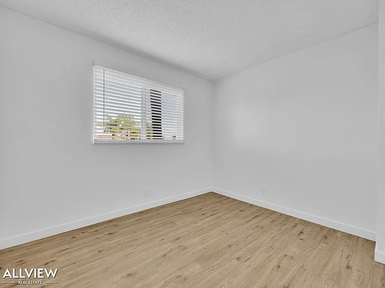 3864 35th Street — Photo 12