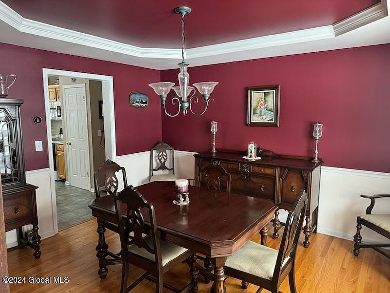 4th image of 88 Bonner Avenue