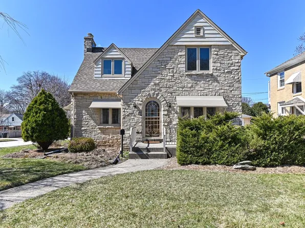 2505 North 82nd STREET, Wauwatosa, WI 53213